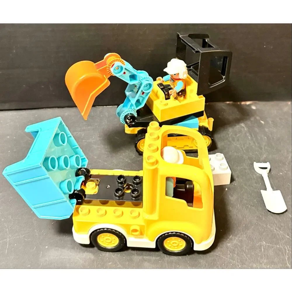 Lego Duplo 10812 Truck & Tracked Excavator building blocks 21 of 22 set 5